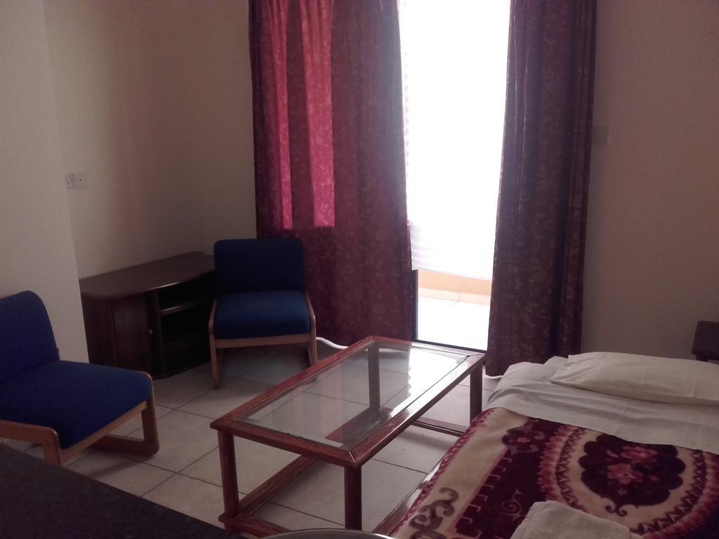 Property Direct Posidon Court Ларнака Экстерьер фото